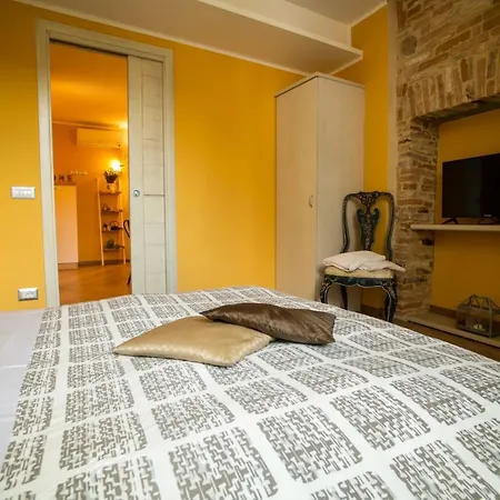 Holiday home Colleoni 20 *
